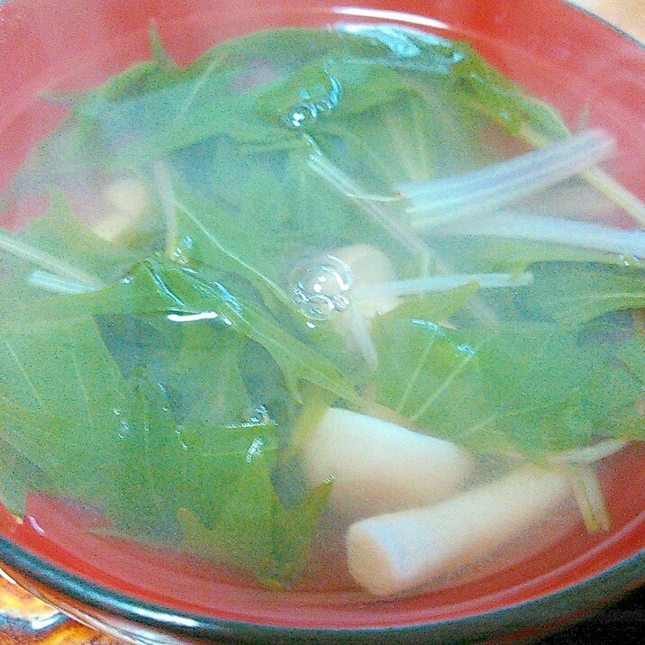 しめじ赤水菜のお吸い物